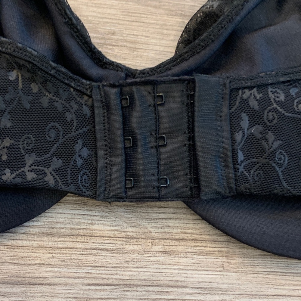 Lily Black Floral Bra - NWT - Picture 4 of 7